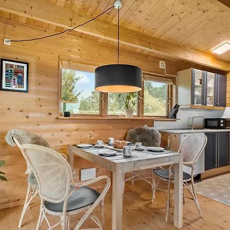 3 Bedroom Cozy In